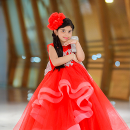Elegant Moments Begin with HonyBe